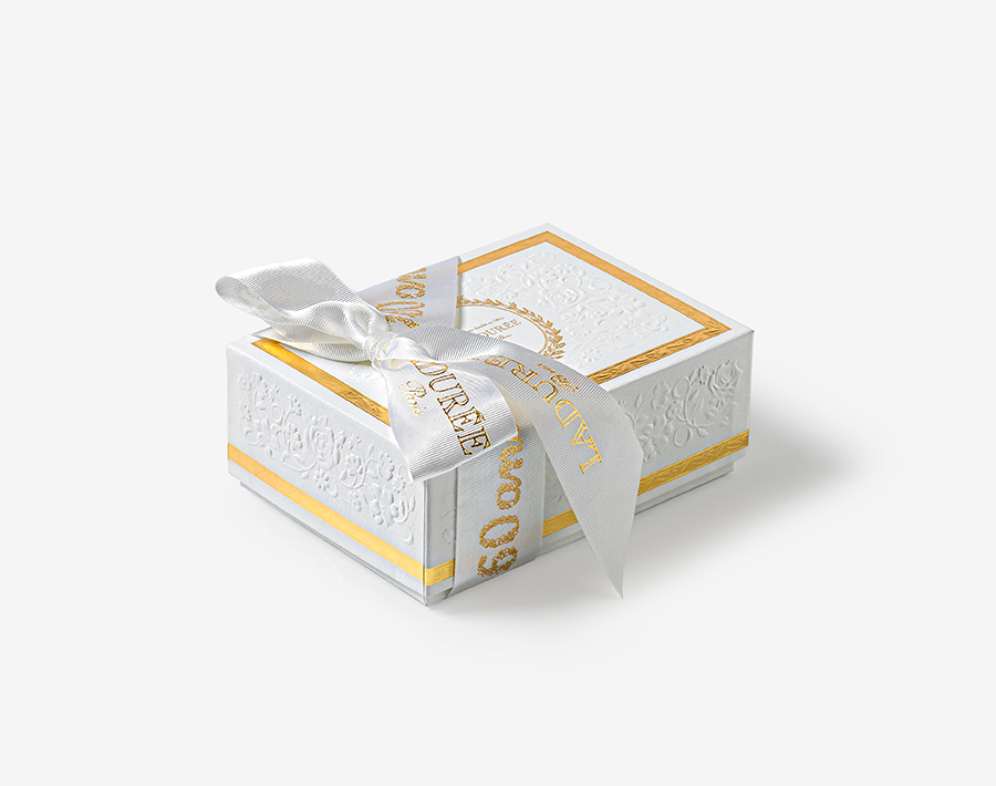160th Anniversary 12 Macarons Gift Box